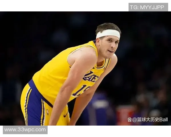 里夫斯开季5场比赛全部25+得分，队史第六人&05科比后首人